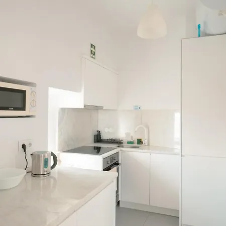Charming 2br Steps From Castelo De S. Jorge | By Airnest Apartment Lisbon