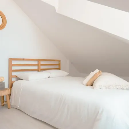 Charming 2br Steps From Castelo De S. Jorge | By Airnest Lisbon
