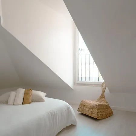 Apartment Charming 2br Steps From Castelo De S. Jorge | By Airnest *