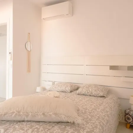 Apartment Charming 2br Steps From Castelo De S. Jorge | By Airnest Lisbon