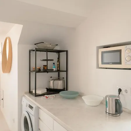 Charming 2br Steps From Castelo De S. Jorge | By Airnest * Lisbon