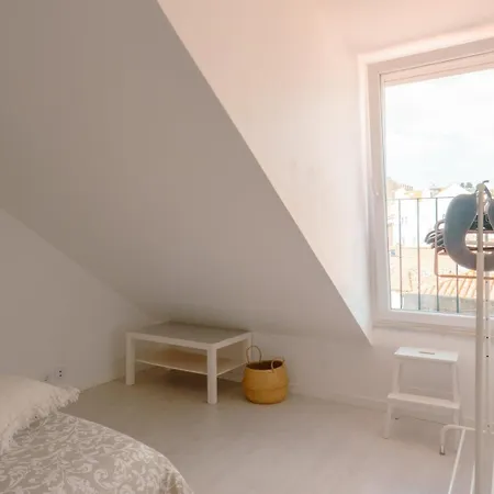 Charming 2br Steps From Castelo De S. Jorge | By Airnest Апартаменты Лиссабон
