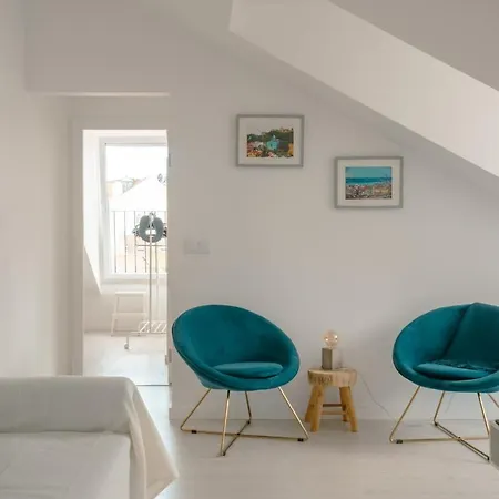 Charming 2br Steps From Castelo De S. Jorge | By Airnest Lissabon