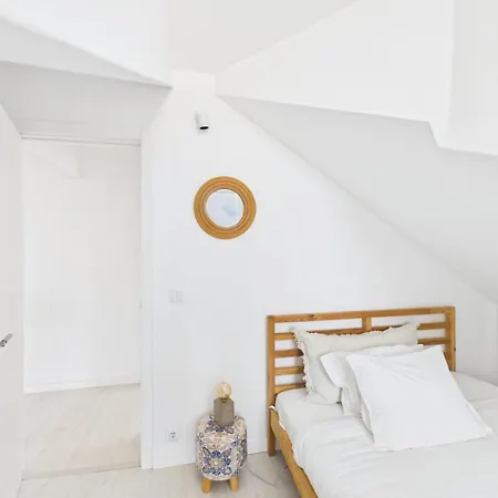 Charming 2br Steps From Castelo De S. Jorge | By Airnest شقة Lisboa